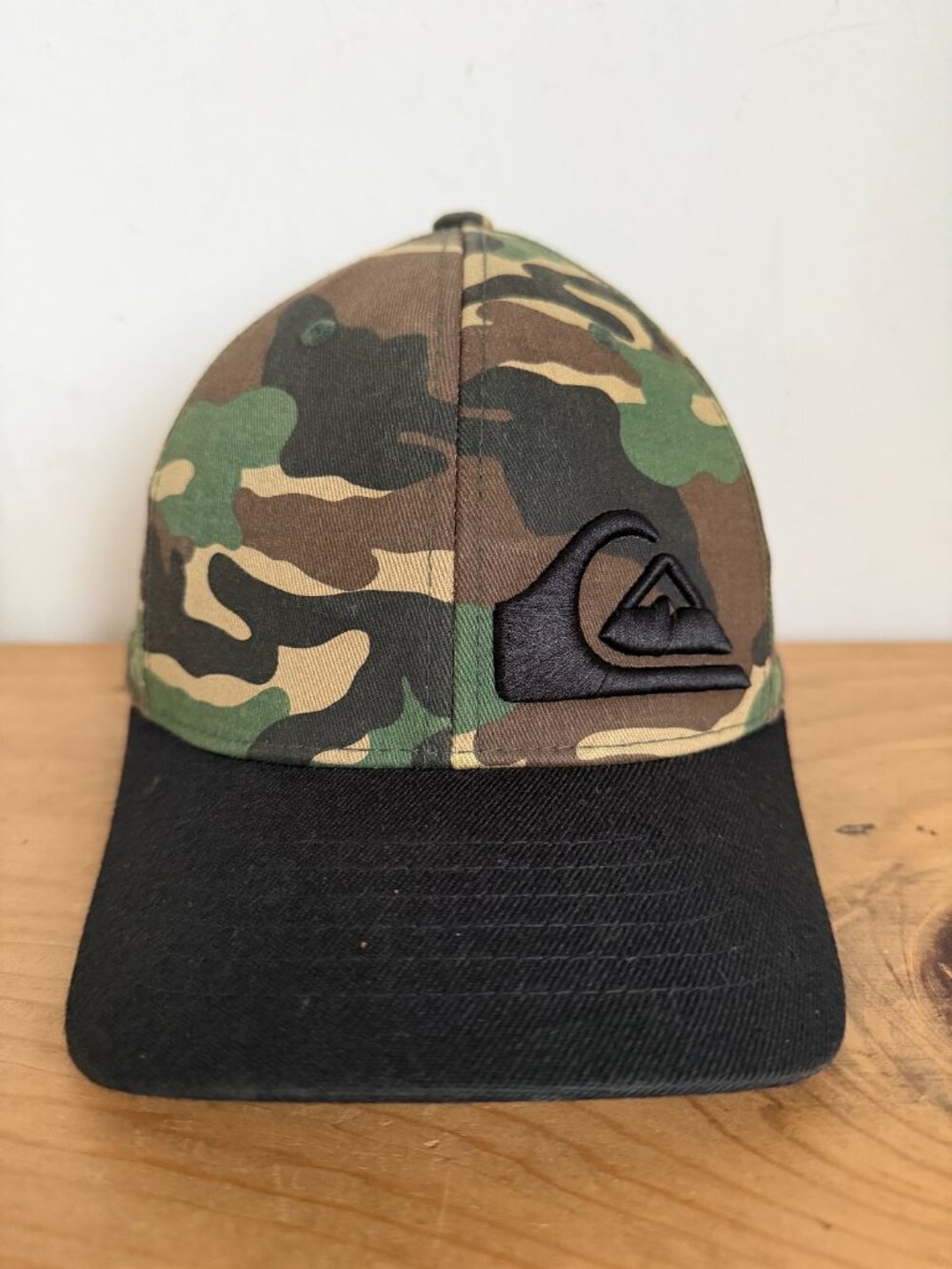 Quiksilver youth fitted hat